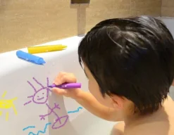Hot Buddy & Barney Bath Time Stencil Art - Fun in the Tub!