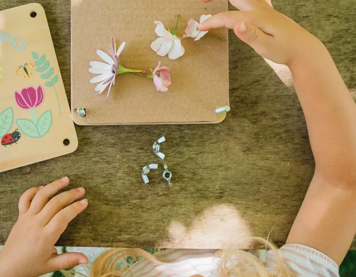 Hot Orange Tree Toys Flower Press - Make Art from Nature