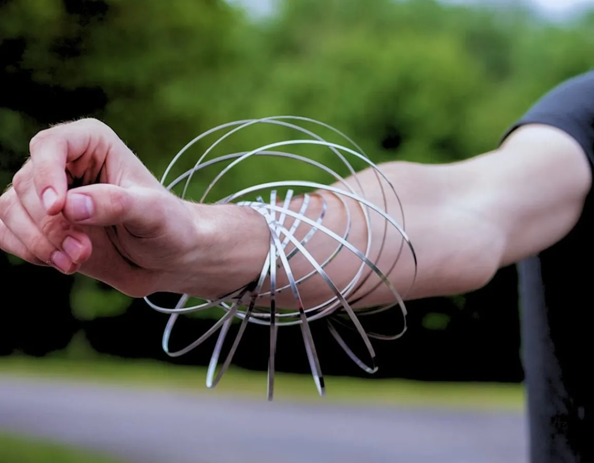 Discount Funtime Infinity Loop Flow Rings - Kinetic Marvel!