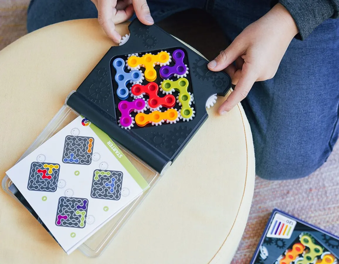 Smart Games IQ Gears - 120 Logic Challenges