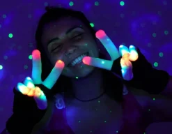 Clearance Illuminated Apparel LED Light Up Gloves - Age 8-13 Years
