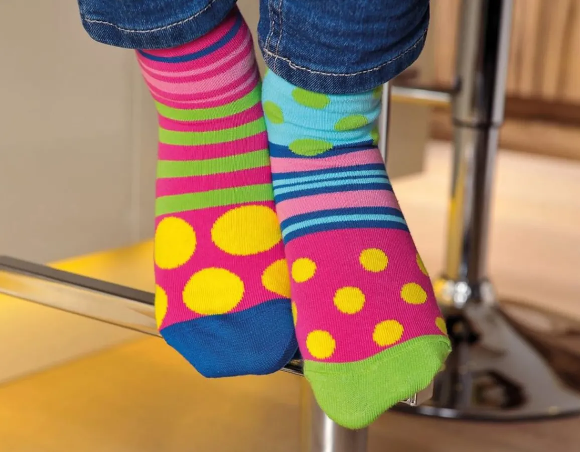 Best United Odd Socks Polka Face - Six Dotty Odd Socks!
