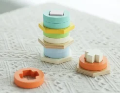Online Classic World Shape Matching Game - 8 Blocks