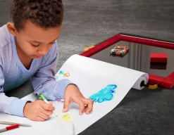 FAO Schwarz Tabletop LED Art Easel - Creative Fun