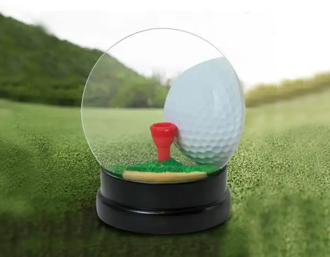 Funtime Gifts Tee Off - Golf Globe Game of Skill